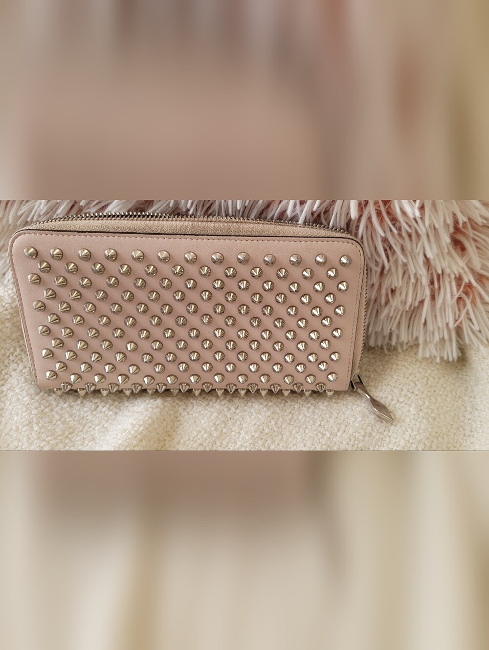 Christian Louboutin Panettone Silver Spiked Zip Pink Blush Wallet - GUC - Picture 2 of 16
